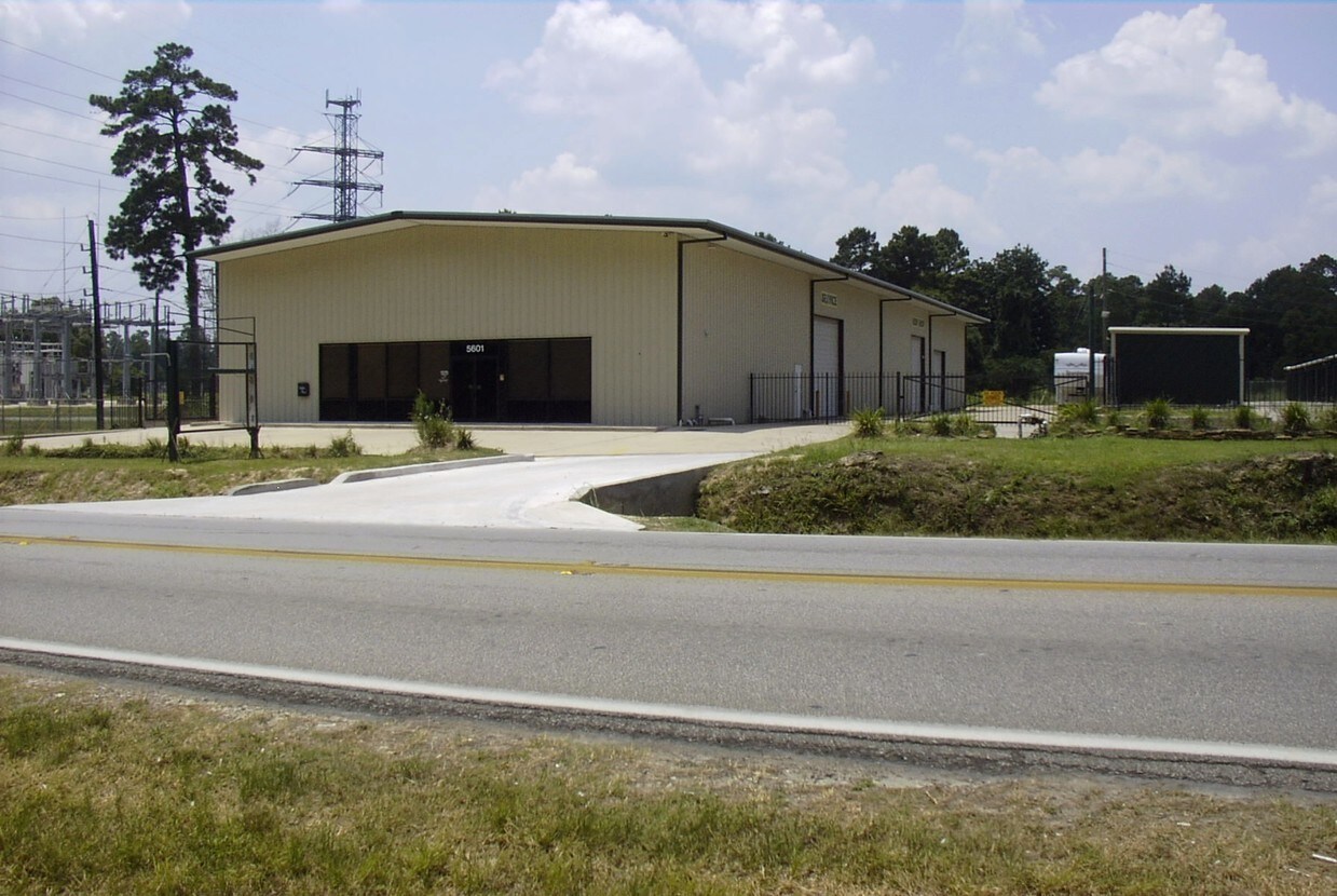 5601 Treaschwig Rd, Spring, TX for sale Building Photo- Image 1 of 1