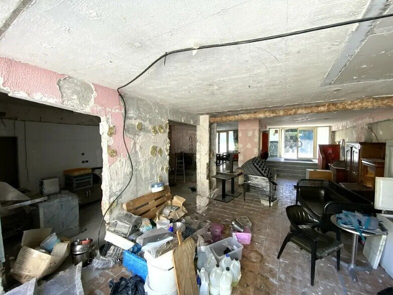 Retail in JUAN-LES-PINS for lease - Building Photo - Image 2 of 7