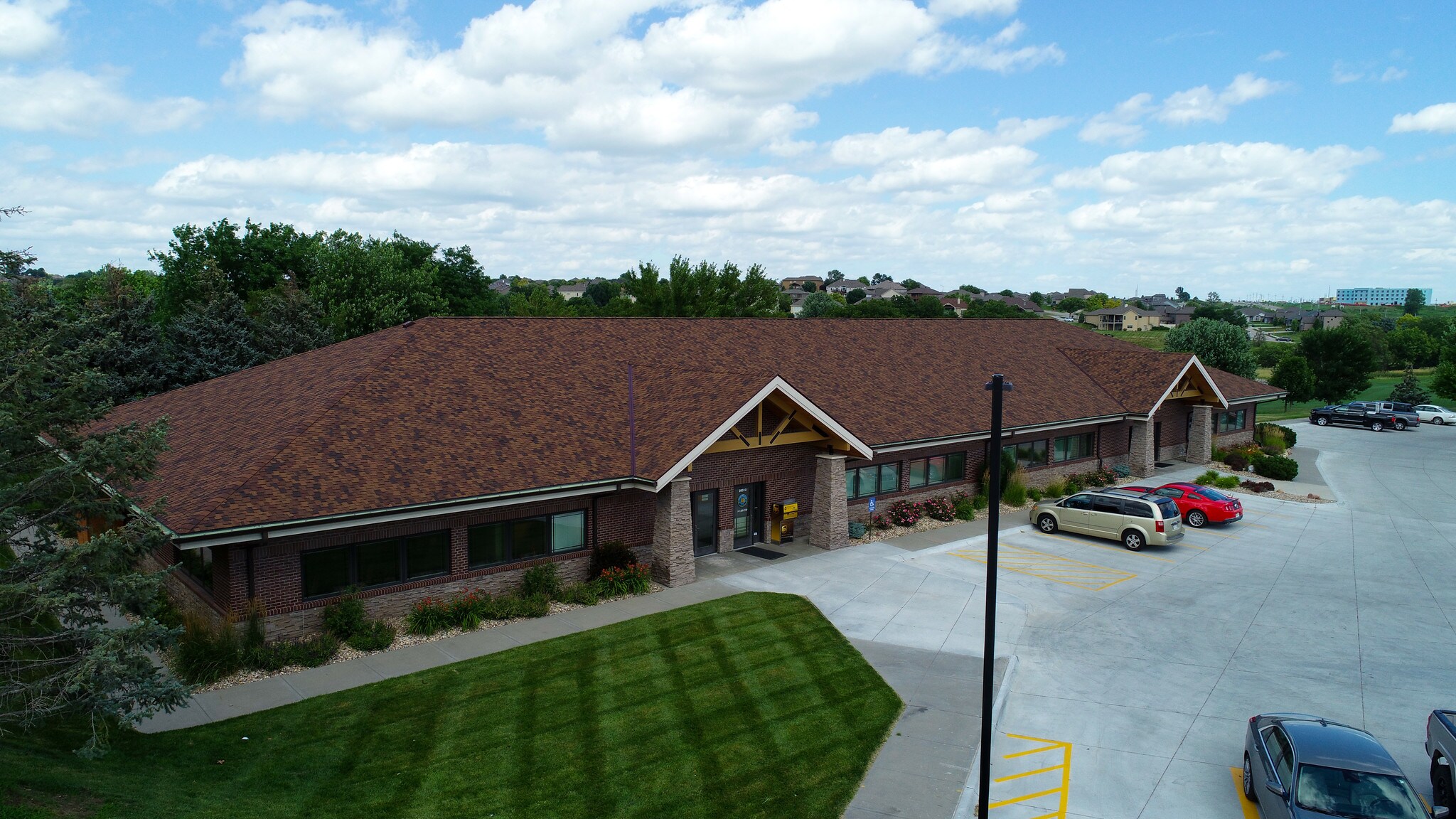 20010 Manderson St, Elkhorn, NE for sale Building Photo- Image 1 of 1