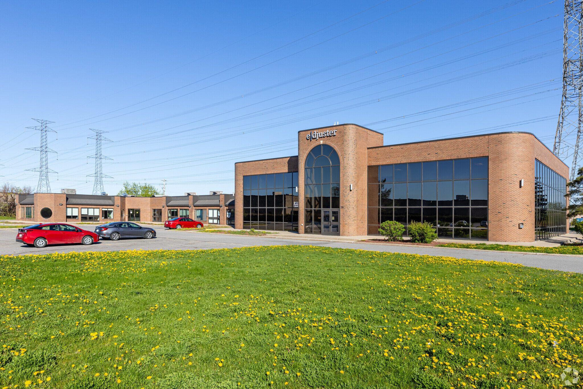 28 Concourse Gate, Nepean, ON for sale Primary Photo- Image 1 of 1