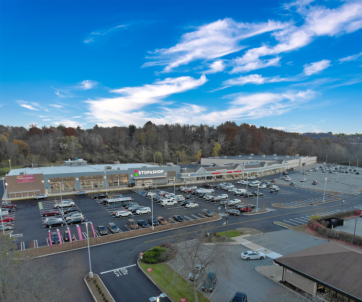 987 Route 6, Mahopac, NY 10541 - Lake Plaza Shopping Center | LoopNet