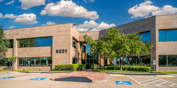 8031 Airport Blvd, Houston, TX for lease Building Photo- Image 1 of 5