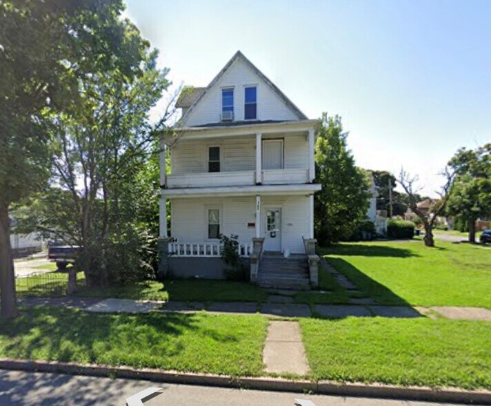 1603 Walnut Ave, Niagara Falls, NY 14301
