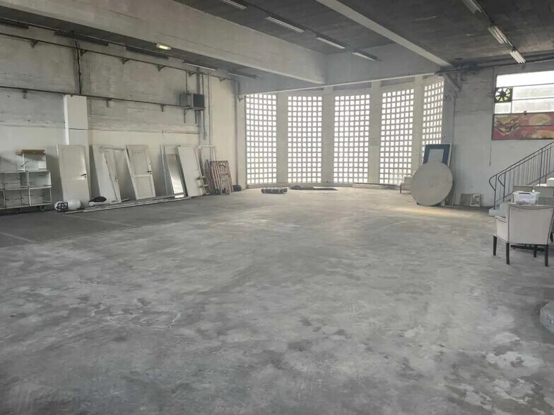 Retail in Beauvais for sale - Building Photo - Image 2 of 7