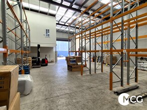 7 Lindon Ct, Tullamarine for lease Interior Photo- Image 2 of 8