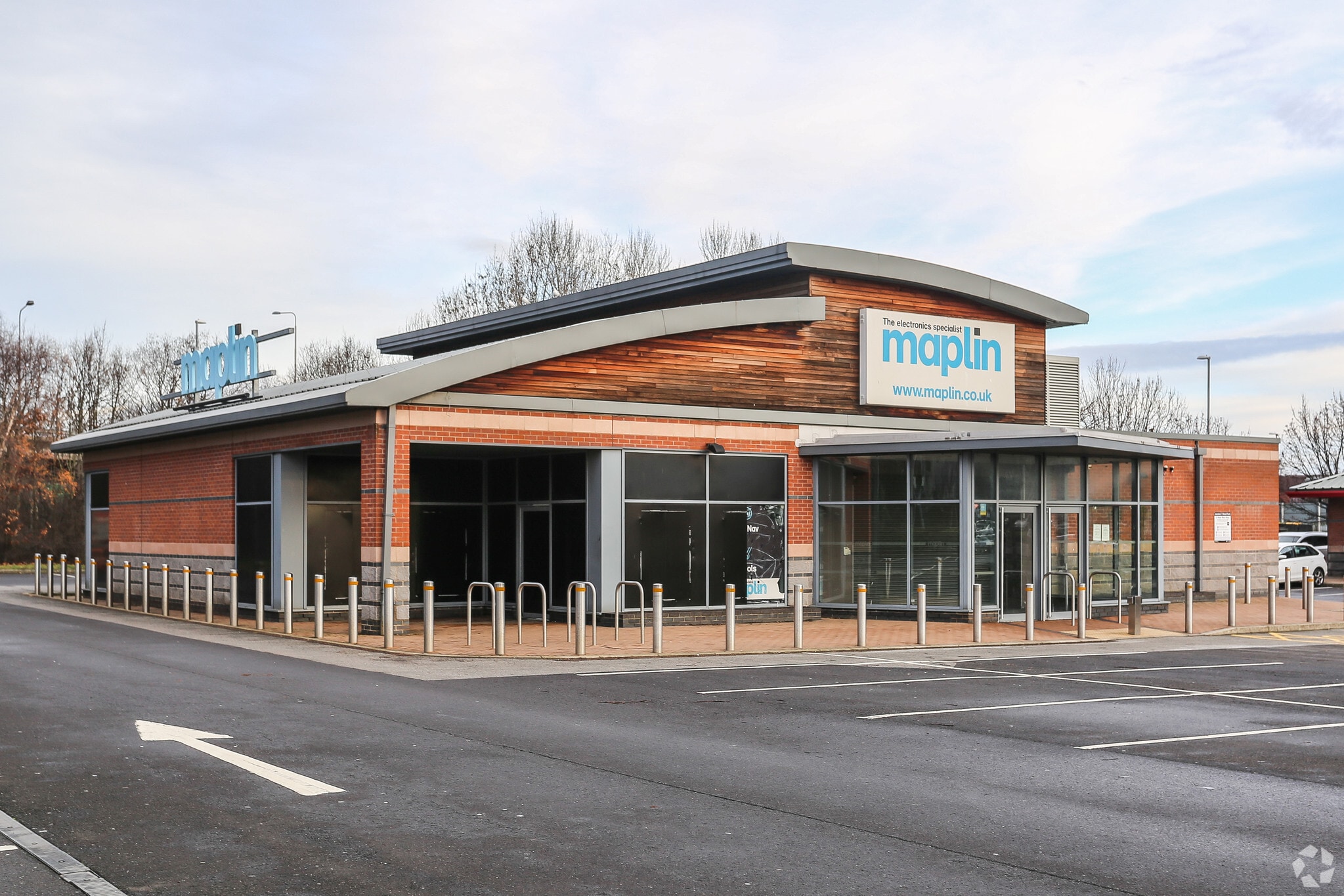 Ring Rd, Leeds for sale Primary Photo- Image 1 of 1