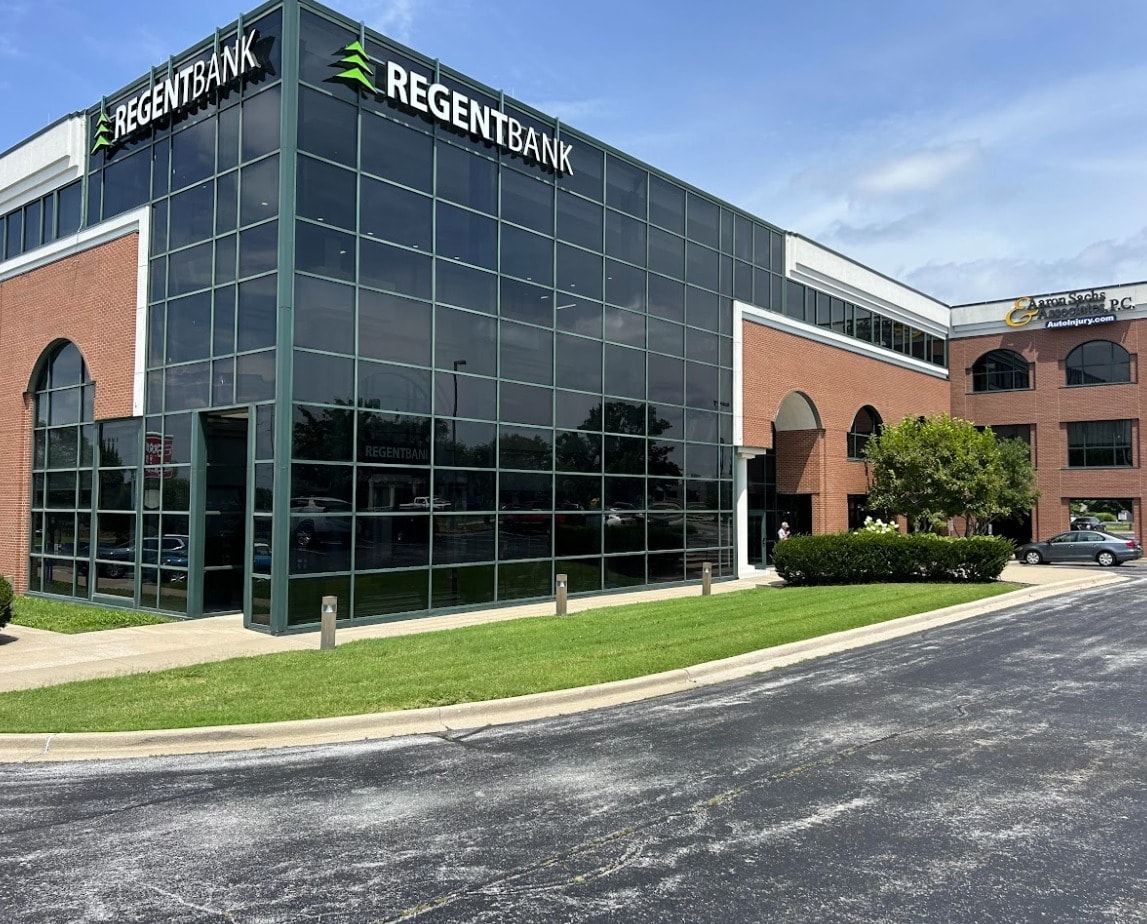 3271 E Battlefield St, Springfield, MO for lease Building Photo- Image 1 of 20