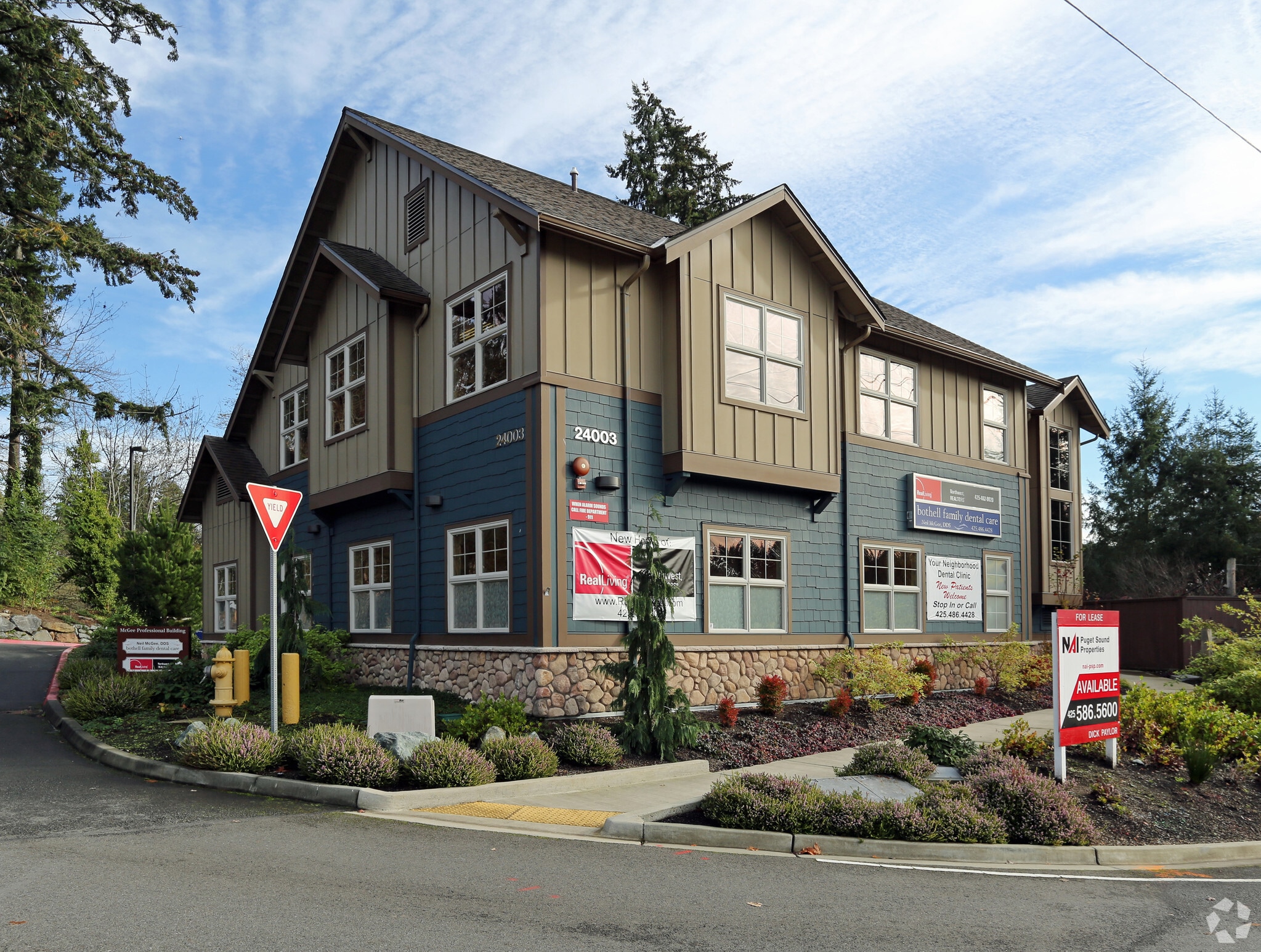 24003 Bothell Everett Hwy, Bothell, WA for sale Primary Photo- Image 1 of 1