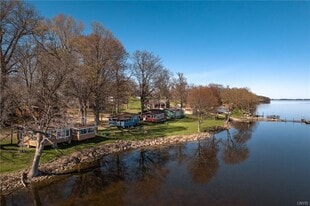 McLear's Cottage Colony Campground - Campground