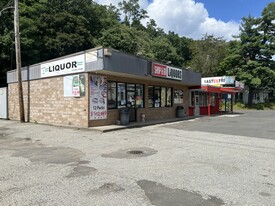 915 Main St, Holyoke MA - Convenience Store