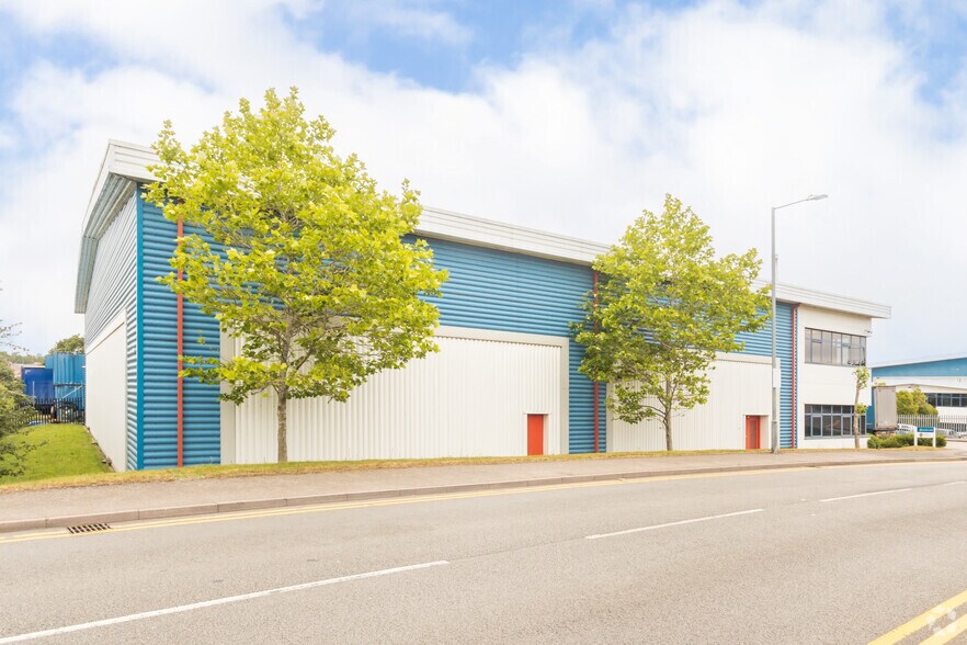 2300 Kettering Pky, Kettering for lease - Primary Photo - Image 1 of 5