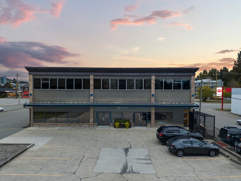 33386 S Fraser Way, Abbotsford, BC for sale - Building Photo - Image 2 of 38