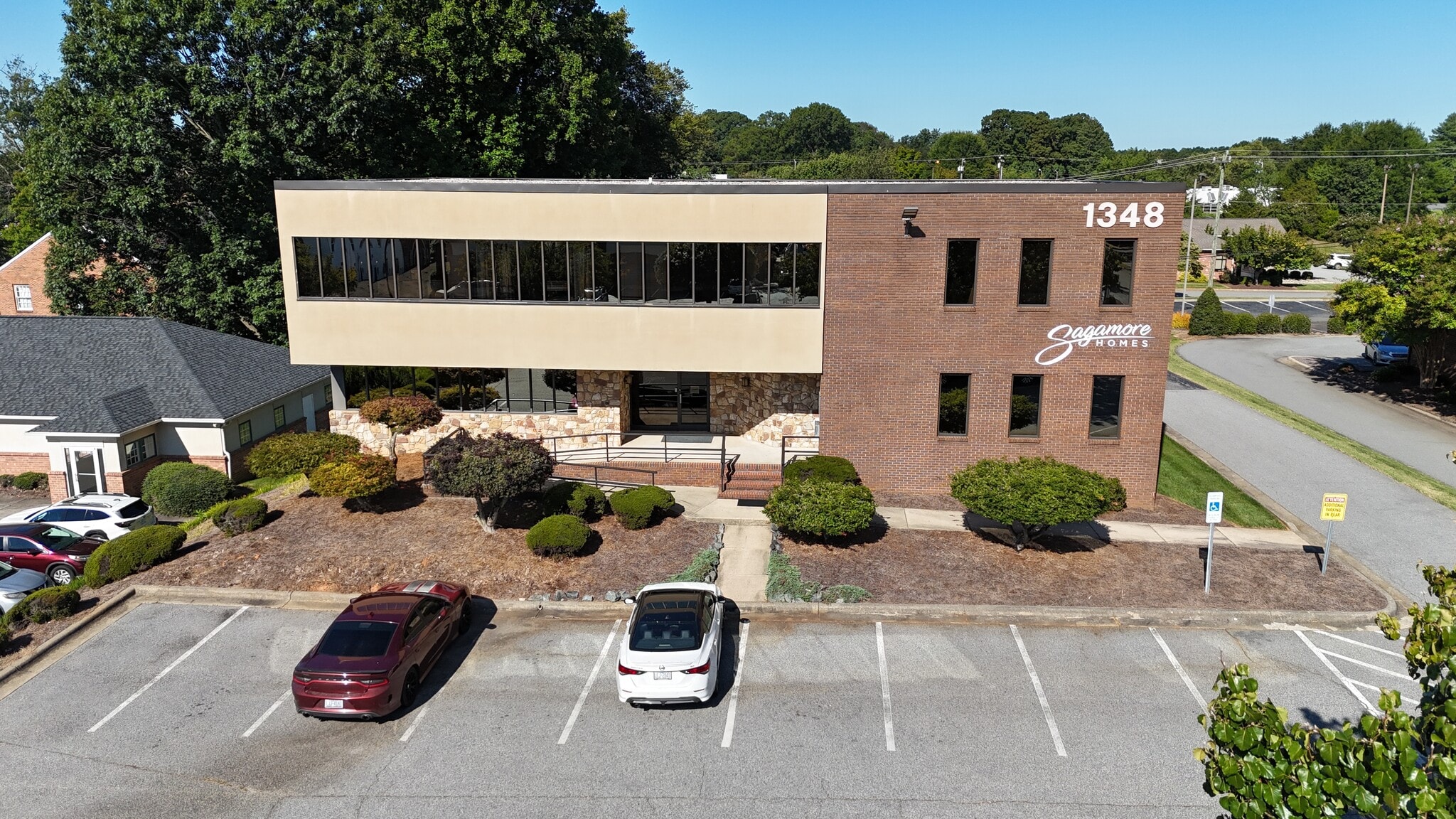 1540 Westbrook Plaza Dr, Winston-Salem, NC for lease Interior Photo- Image 1 of 2