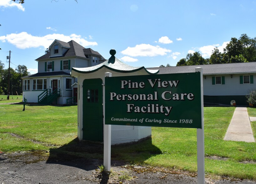 1113 Pine View Ln, Vandergrift, PA 15690 Pine View Personal Care