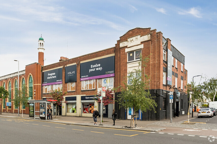 453-457 Lea Bridge Rd, London for sale - Primary Photo - Image 1 of 1