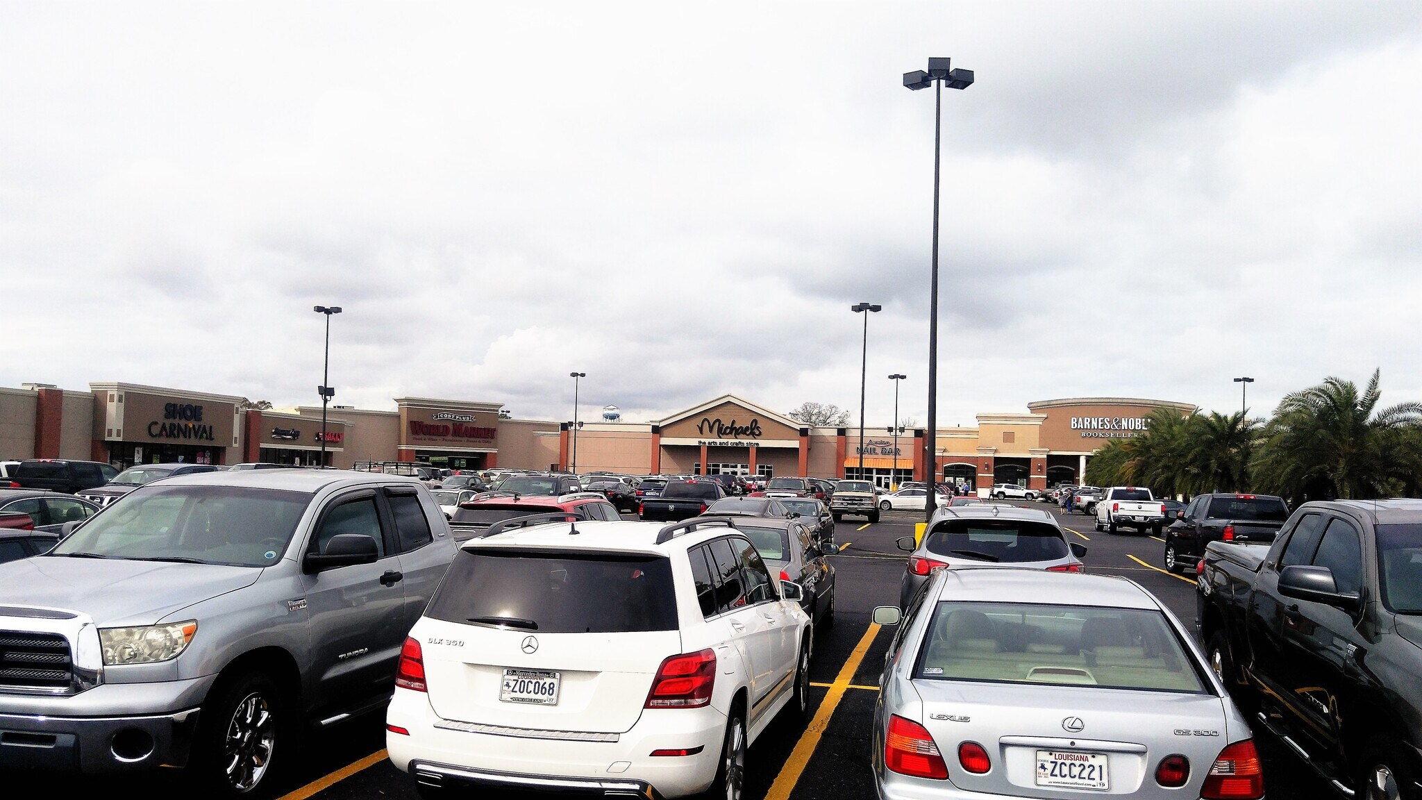 1601 Westbank Expy, Harvey, LA 70058 Centre at Westbank Village