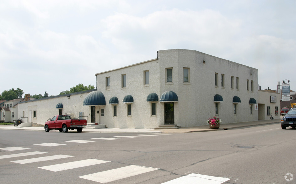 314-316 Main St E, New Prague, MN for lease - Building Photo - Image 3 of 5