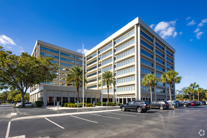 1410 N Westshore Blvd, Tampa, FL for lease - Building Photo - Image 3 of 12