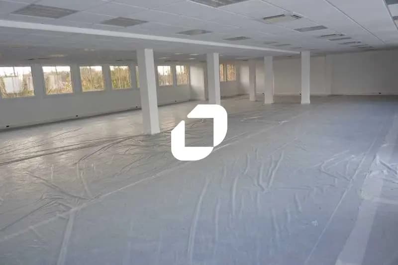 8 Avenue Leon Harmel, Antony for lease - Building Photo - Image 1 of 8