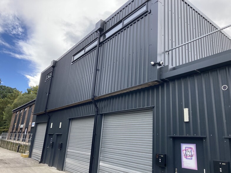 65 Deep Ln, Sheffield for lease - Building Photo - Image 1 of 5