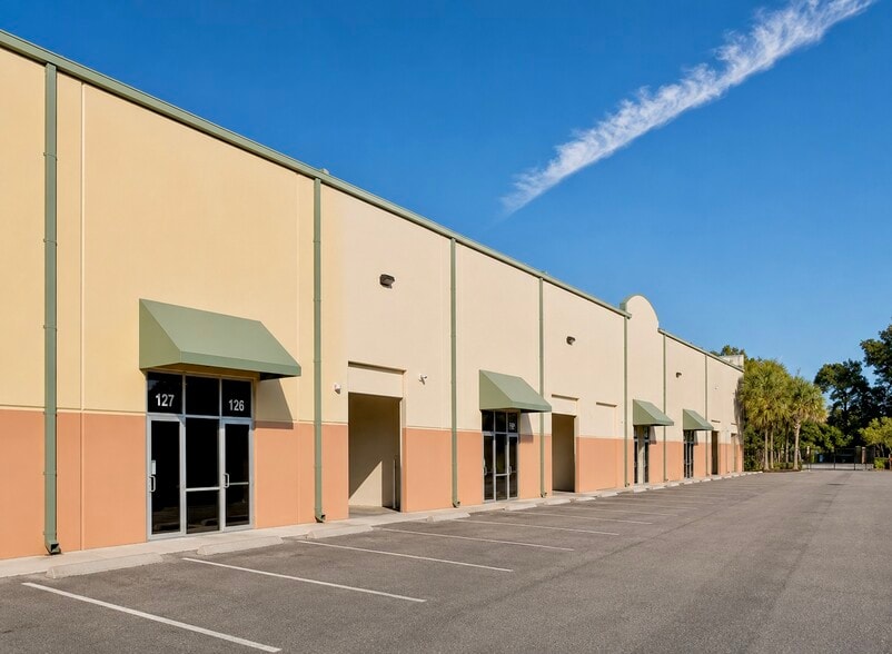 4188 Westroads Dr, Riviera Beach, FL for lease - Building Photo - Image 2 of 16