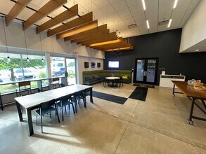 41280 Bridge St, Novi, MI for lease Building Photo- Image 2 of 6