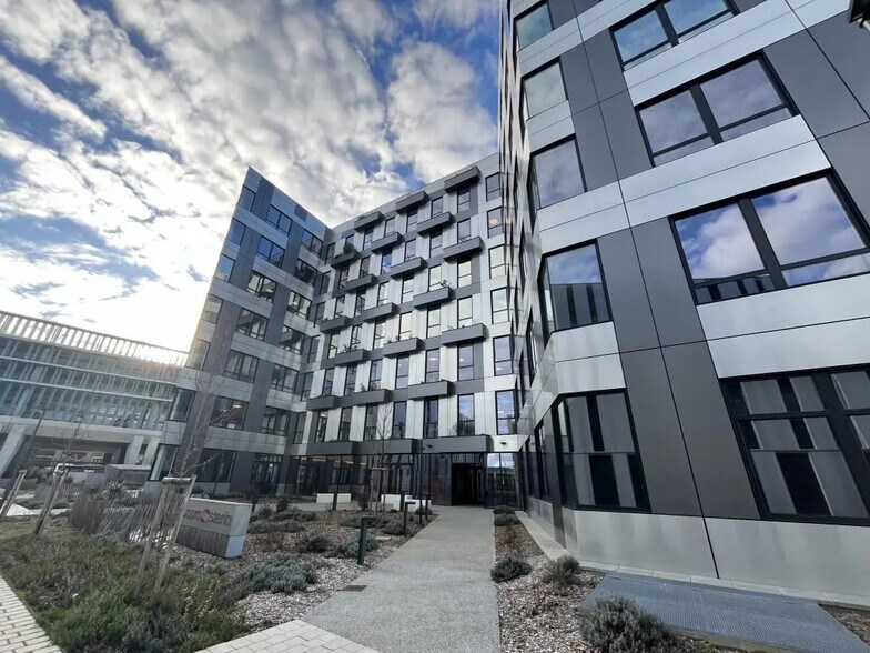 Office in Cesson-Sévigné for lease - Building Photo - Image 2 of 18