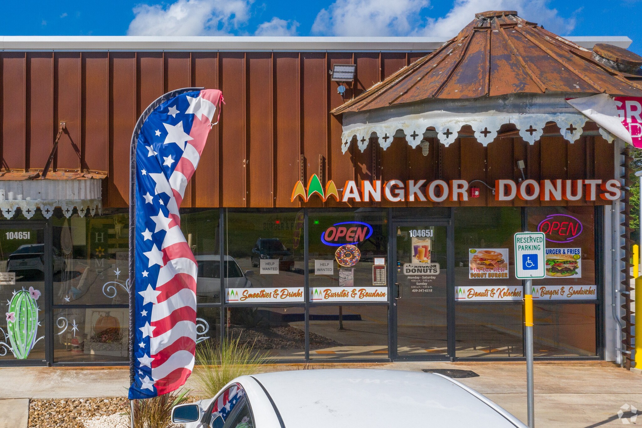 10445 Eastex Freeway, Beaumont, TX 77708 The Silos