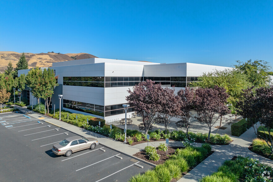 5970 Optical Ct, San Jose, CA for lease - Building Photo - Image 1 of 12