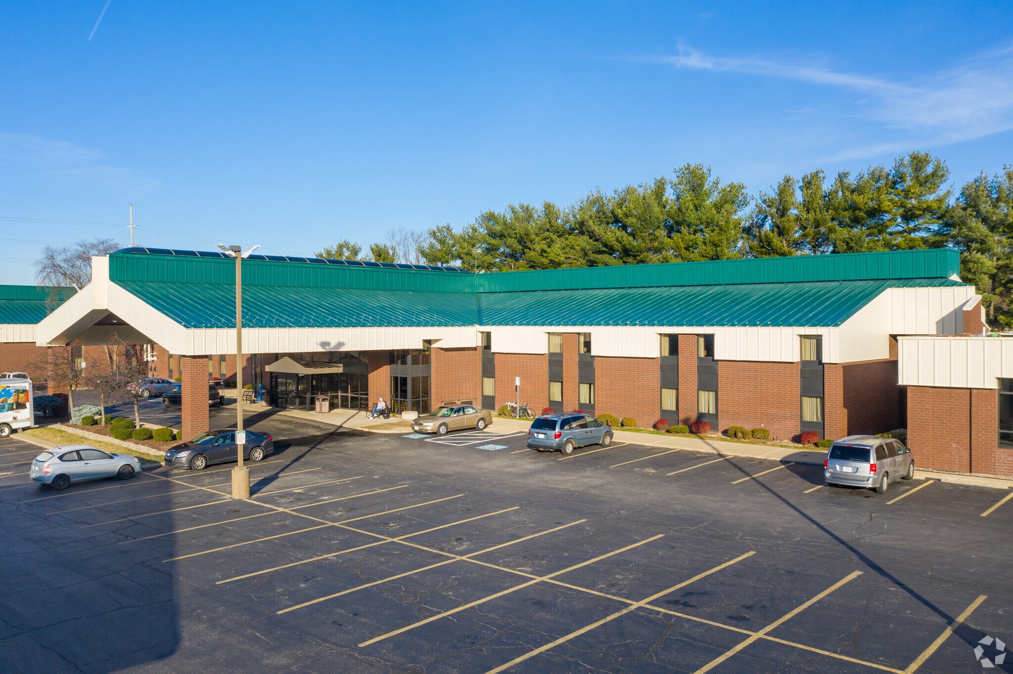 215 S Dixie Way, South Bend, IN for sale Primary Photo- Image 1 of 1