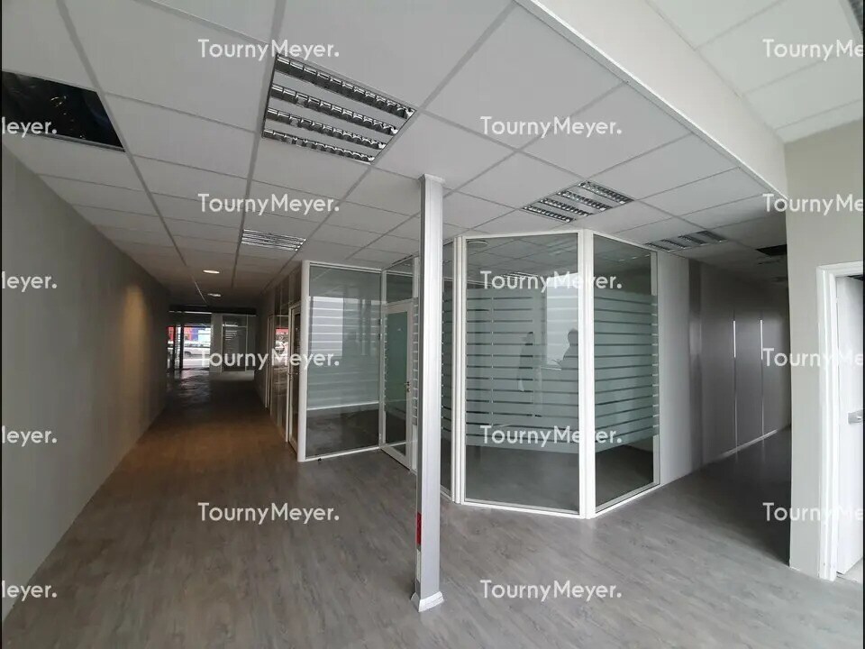 Vente Bureaux 2 793 m² - Photo 1