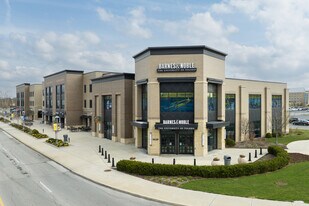 Lofts at Gateway - Bar