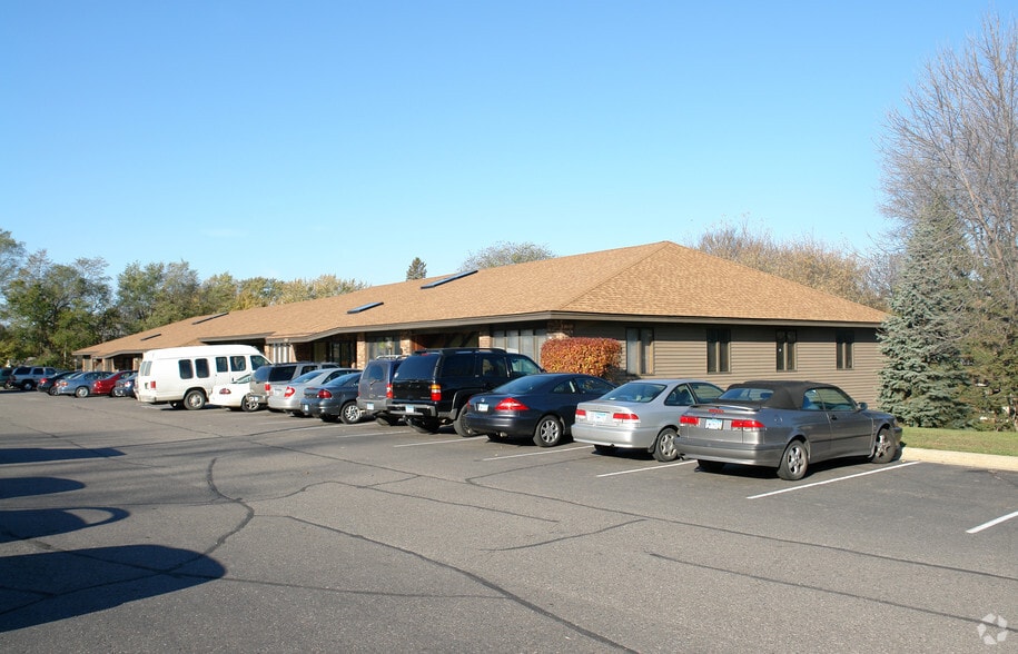 6200-6250 Excelsior Blvd, Saint Louis Park, MN for lease - Primary Photo - Image 1 of 55