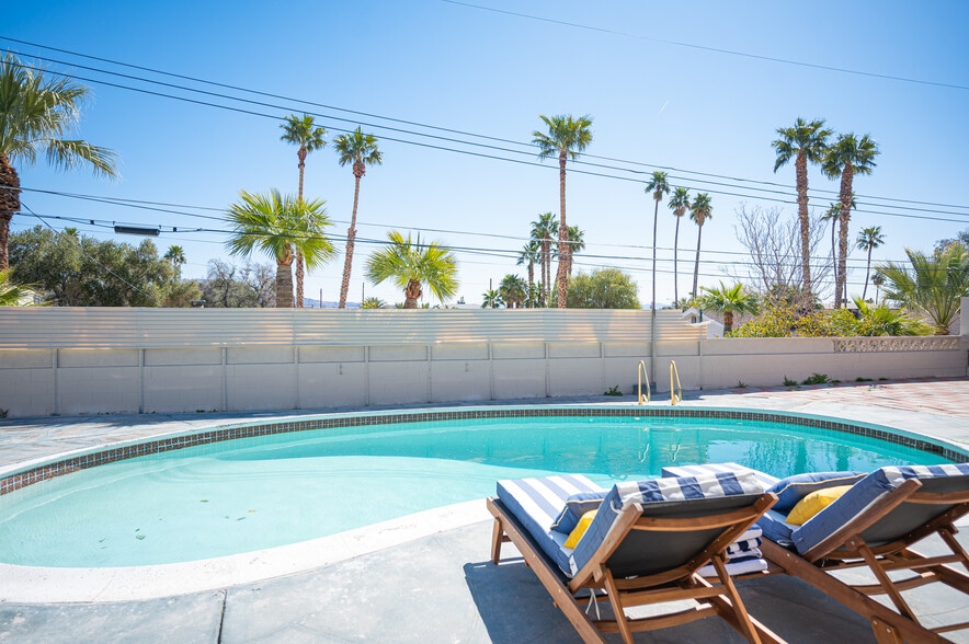 1305 S 16th St, Las Vegas, NV for sale - Building Photo - Image 3 of 35