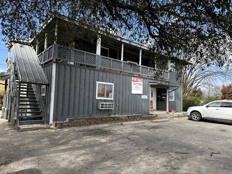 1007 N Main St, Cleburne, TX for sale - Primary Photo - Image 1 of 1