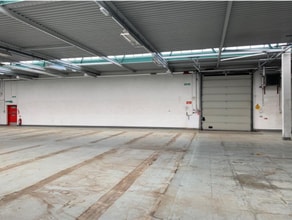 10-14 Hawbank Rd, East Kilbride for lease Interior Photo- Image 1 of 2