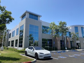 8845 Irvine Center Dr, Irvine, CA for lease Building Photo- Image 2 of 16