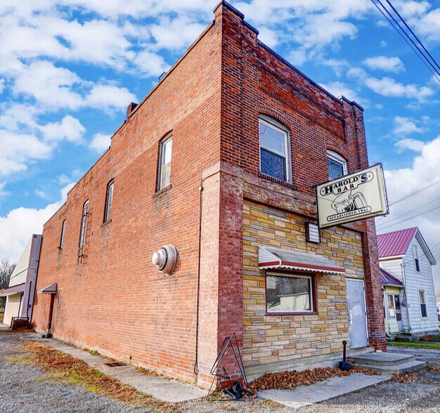 723 W Clime St, Delphos, OH 45833