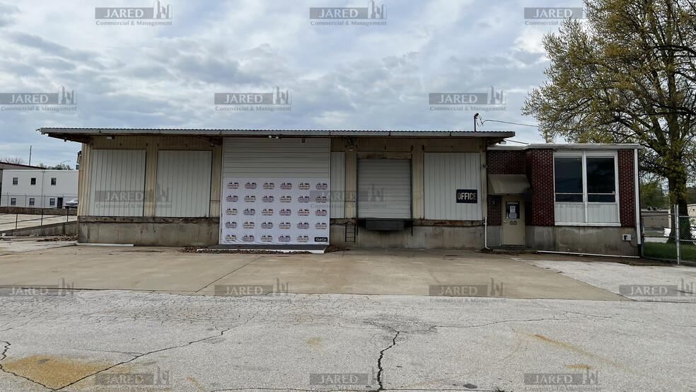 444 N Belcrest, Springfield, MO for lease - Building Photo - Image 3 of 30