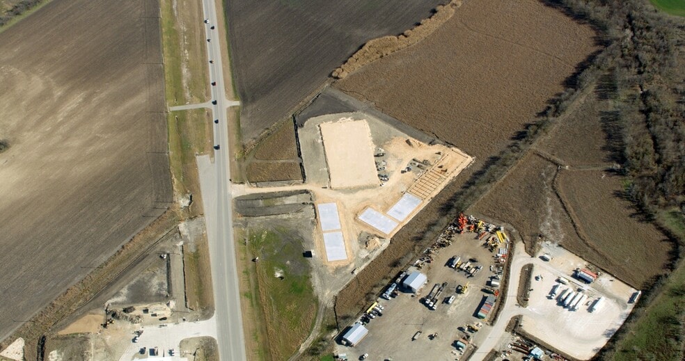 5957 Chandler Rd, Hutto, TX for lease - Building Photo - Image 2 of 10