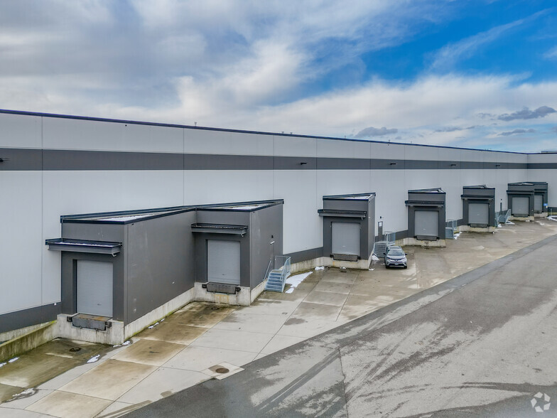 2034 Townline Rd, Abbotsford, BC for lease - Building Photo - Image 3 of 4