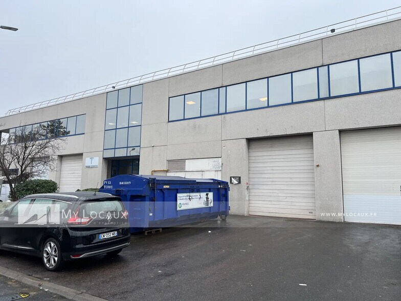 Flex in Gennevilliers for lease - Building Photo - Image 2 of 8