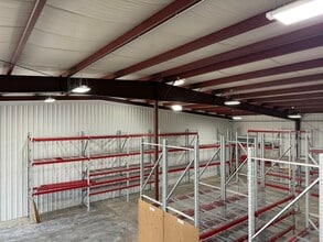 10435 Bronzewood Dr, Dubuque, IA for lease Interior Photo- Image 2 of 17