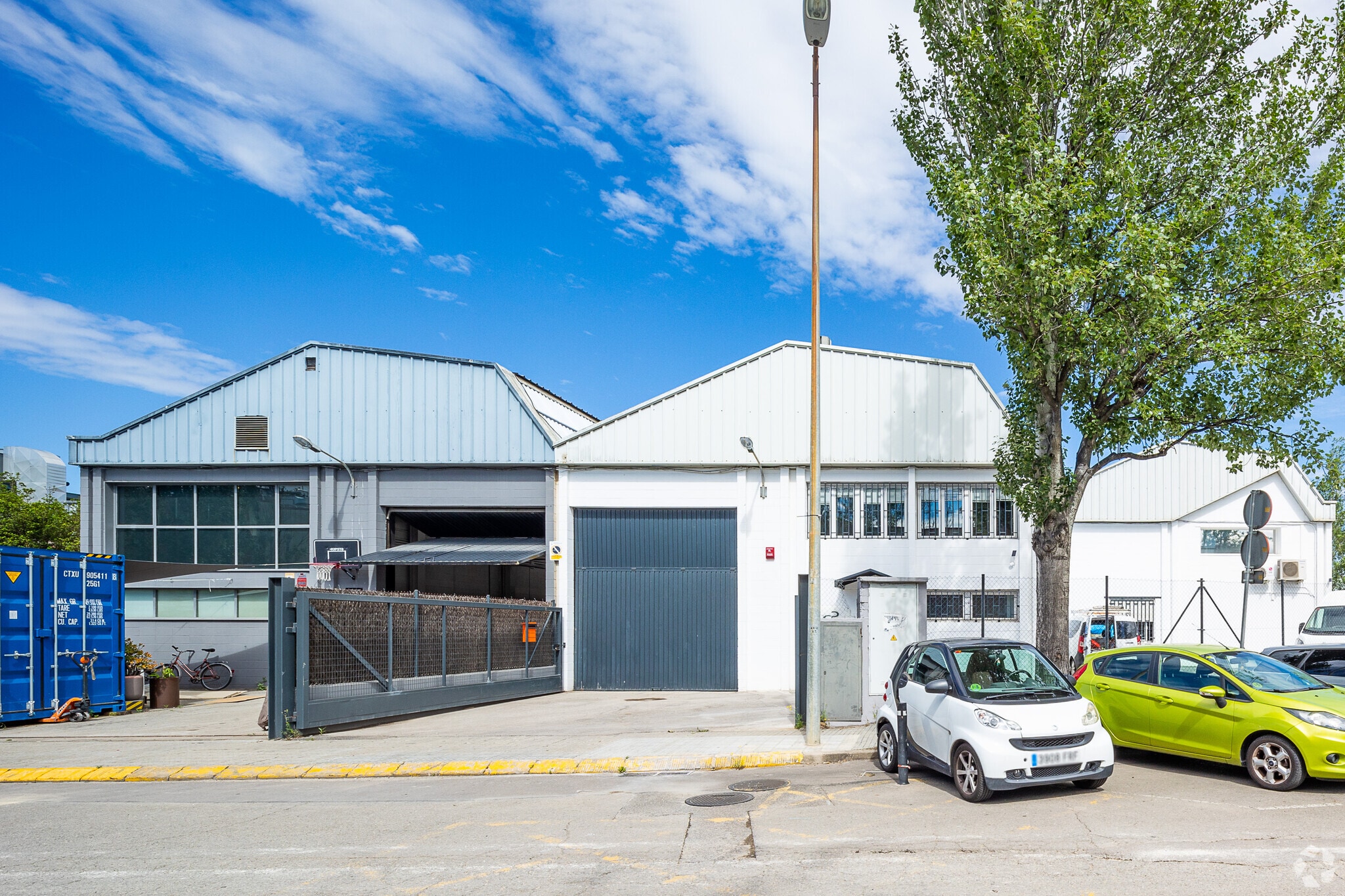 Industrial in Sant Cugat del Vallès, Barcelona for sale Primary Photo- Image 1 of 3