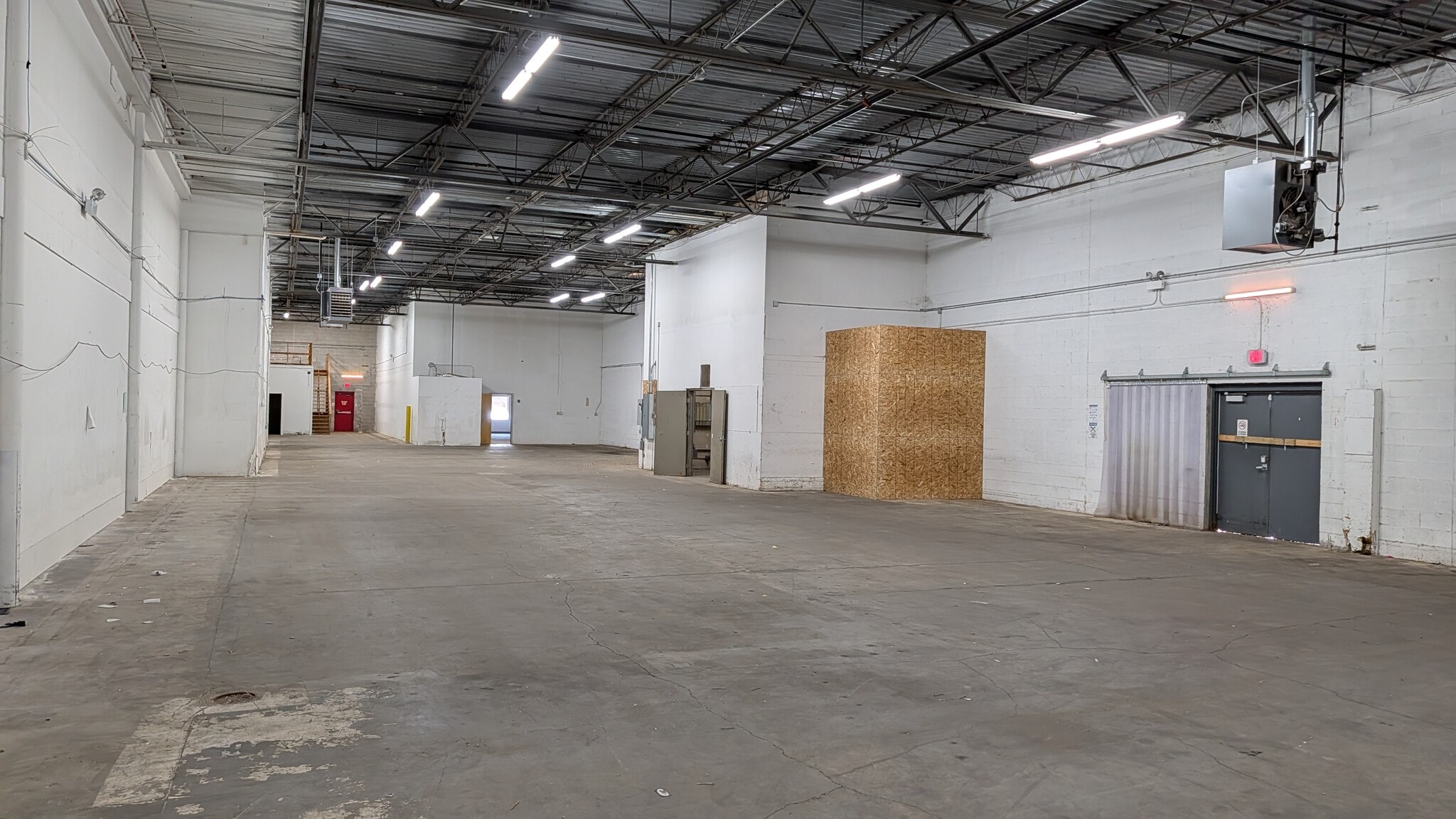6100-6180 Broadway, Merrillville, IN for lease Interior Photo- Image 1 of 8