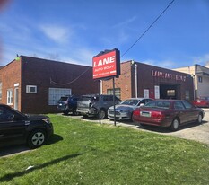 300 W Oak Ln, Glenolden PA - Automotive Property