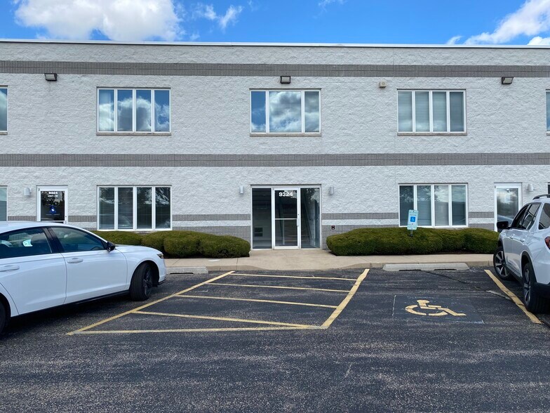 9324 Gulfstream Rd, Frankfort, IL for lease - Building Photo - Image 2 of 3
