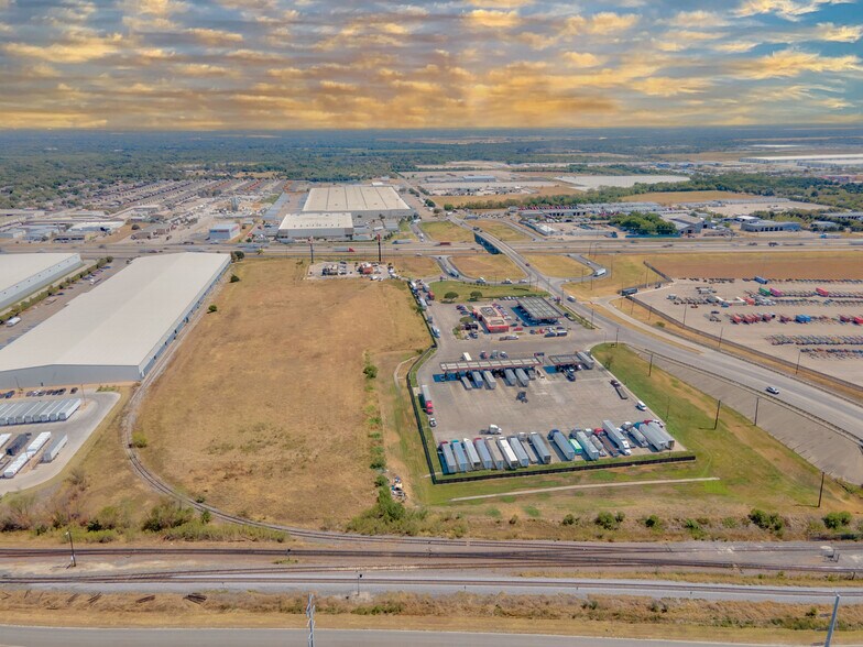 1709 IH-45, Hutchins, TX for sale - Building Photo - Image 2 of 11