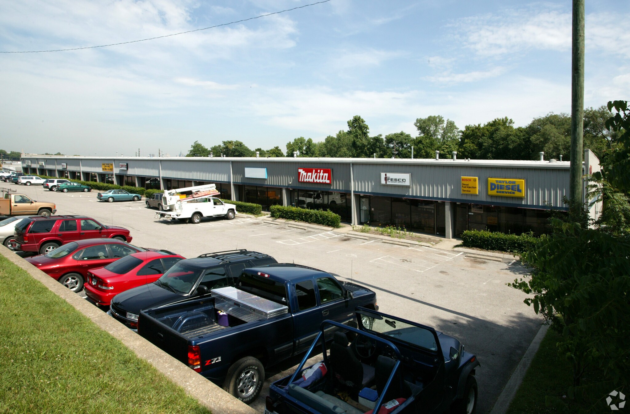 11001120 Elm Hill Pike, Nashville, TN 37210 Flex for Lease