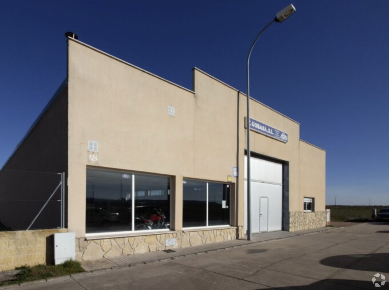 Industrial in Cantalejo, Segovia for sale Primary Photo- Image 1 of 1